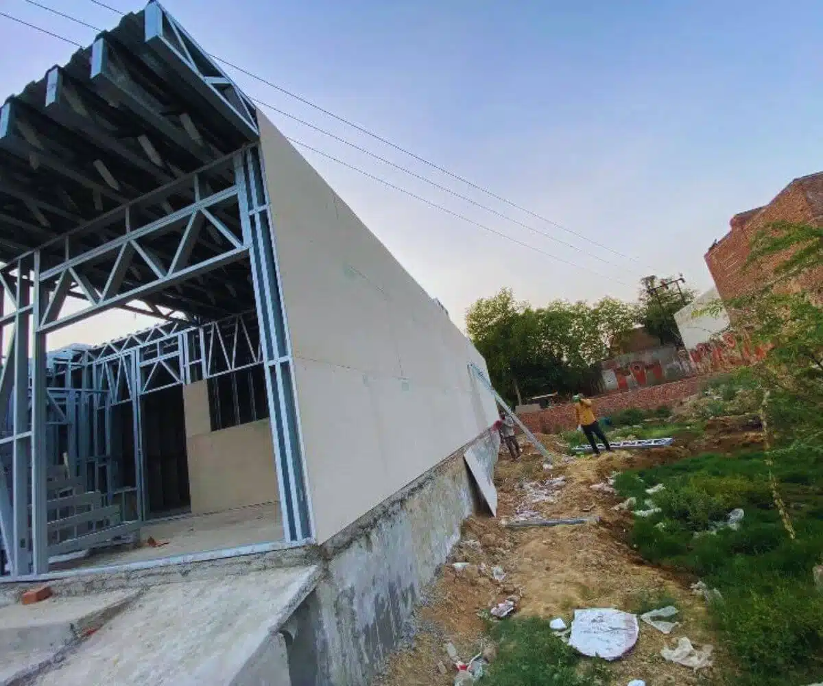 Paras Ji Mathura Residence (4)